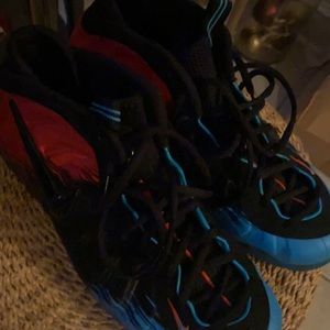 Nike Foamposite Pro (Spider-Man color)